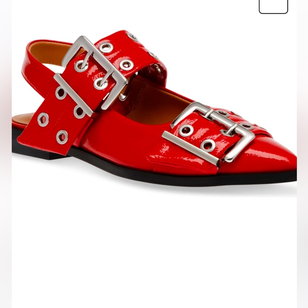 WORN ONLY FEW TIMES Steve Madden Women's Graya Flat, Red Patent, 9.5